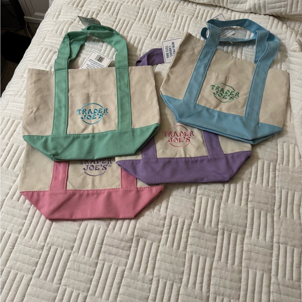 NWT Trader Joe’s Mini Canvas Tote Bag Set (4) - Multicolor